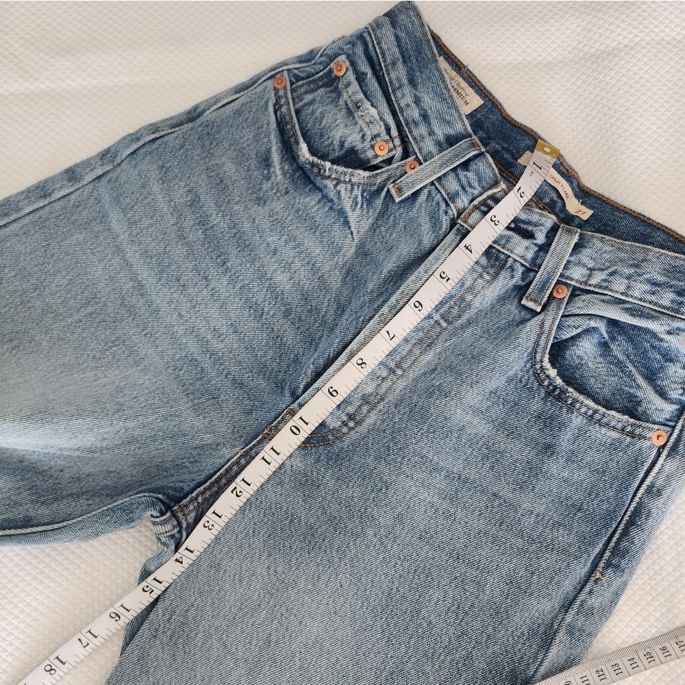 Levi's Light Wash Blue Straight-Leg Jeans - Picture 9 of 14
